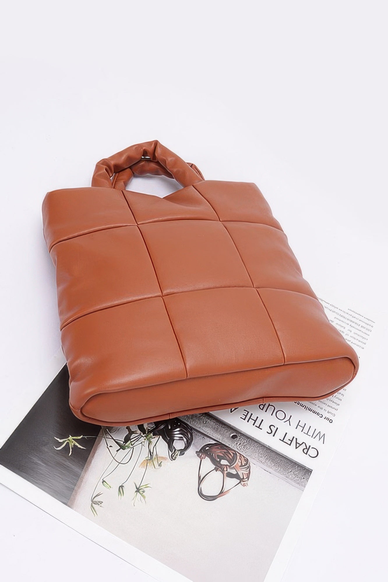 StrapStory - Tote Bag 1917