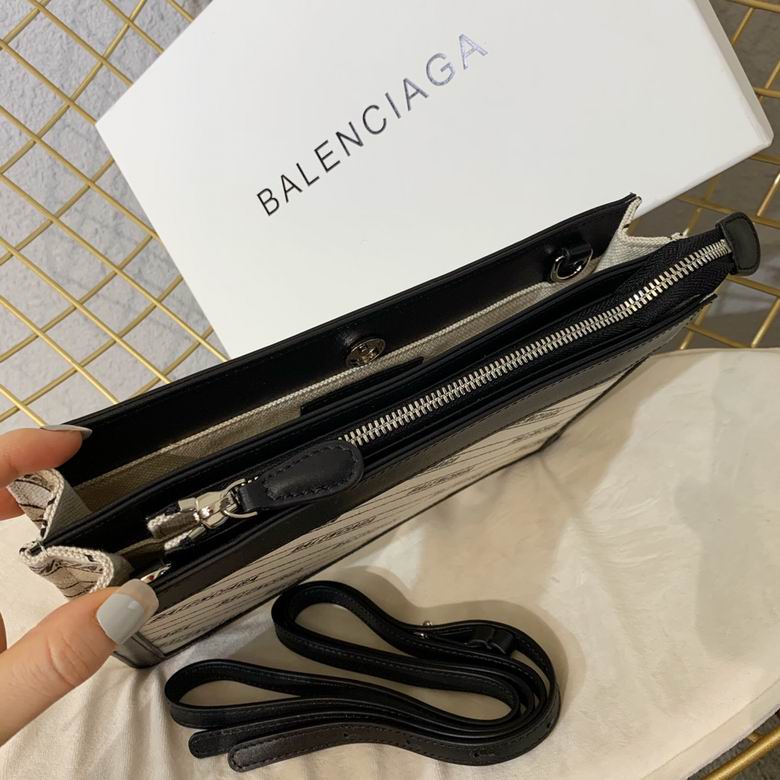 BLGA-Bags - Strap Story - 050