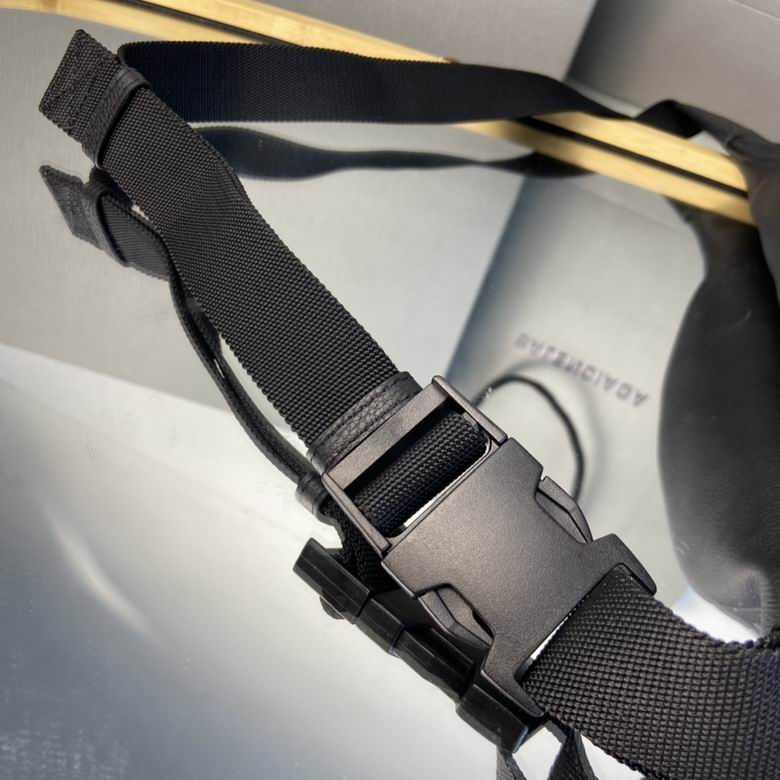 BLGA-Bags - Strap Story - 062