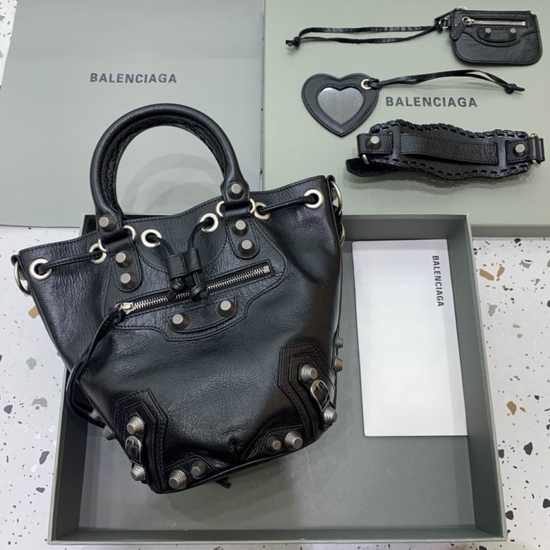 BLGA-Bags - Strap Story - 045