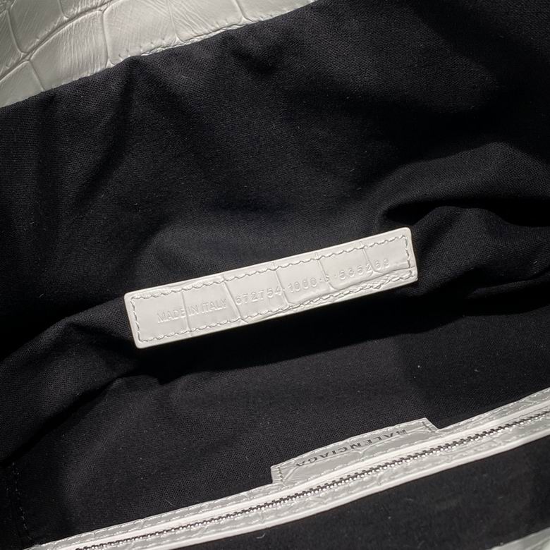 BLGA-Bags - Strap Story - 101