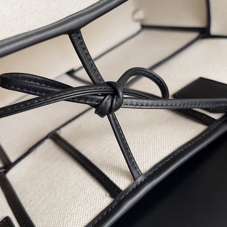 BTVA-Bags - Strap Story - 106