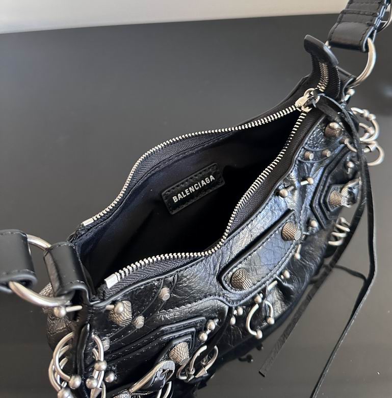 BLGA-Bags - Strap Story - 366