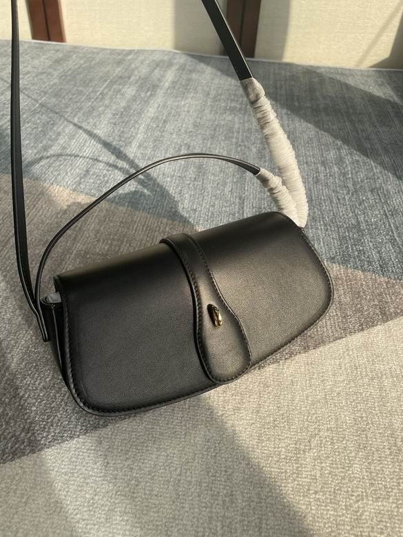 CLNE-Bags - Strap Story - 252