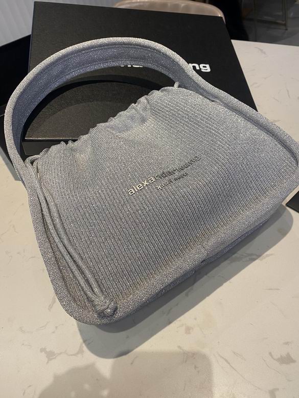 AXWG-Bag - Strap Story - 002
