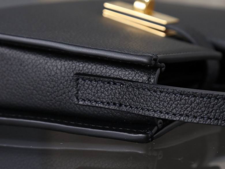 CLNE-Bags - Strap Story - 208