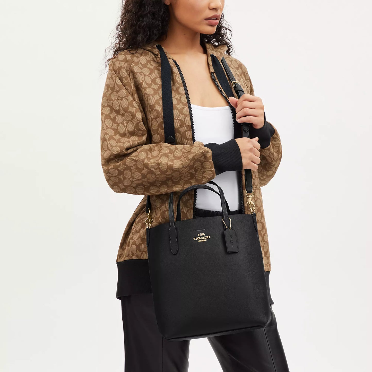 StrapStory - Tote Bag 587