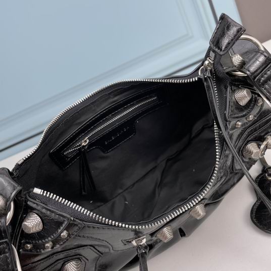 BLGA-Bags - Strap Story - 547