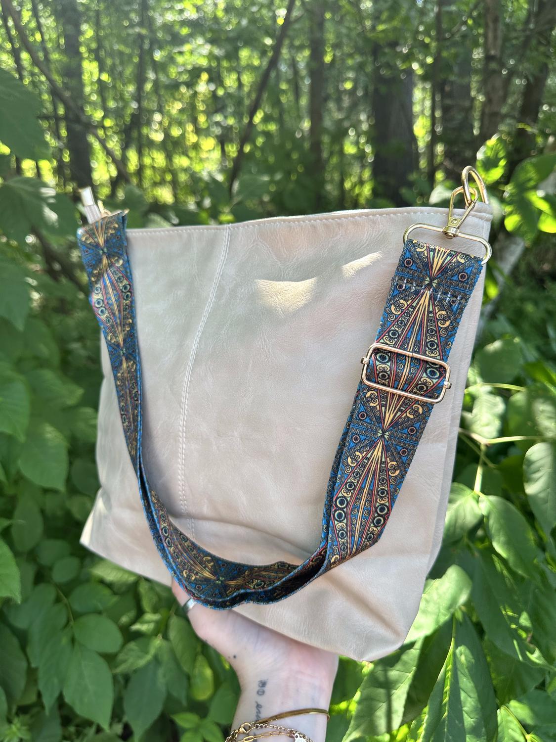 StrapStory - Crossbody 2898