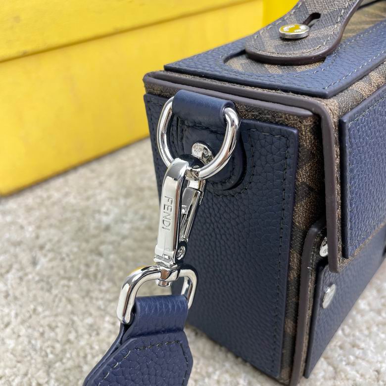 FDNI-Bags - Strap Story - 074