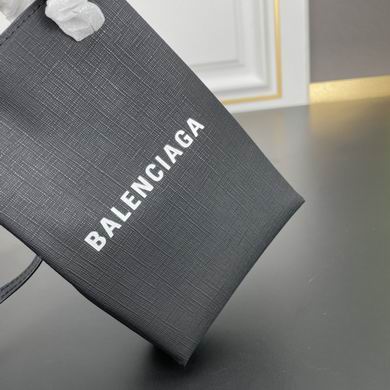 BLGA-Bags - Strap Story - 555