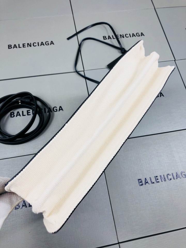 BLGA-Bags - Strap Story - 132