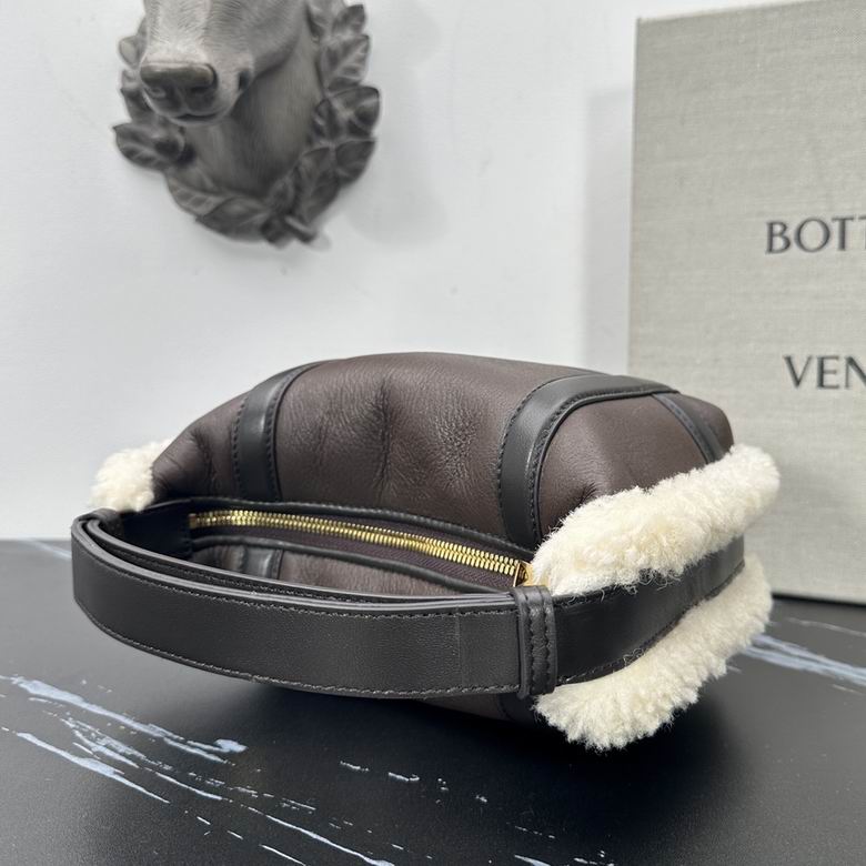 BTVA-Bags - Strap Story - 283