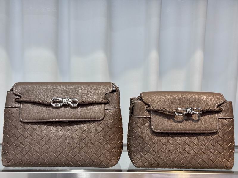 BTVA-Bags - Strap Story - 302
