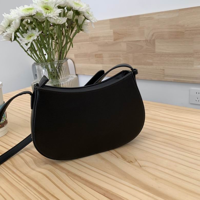 CLNE-Bags - Strap Story - 205