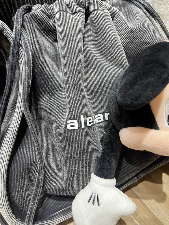 AXWG-Bag - Strap Story - 001