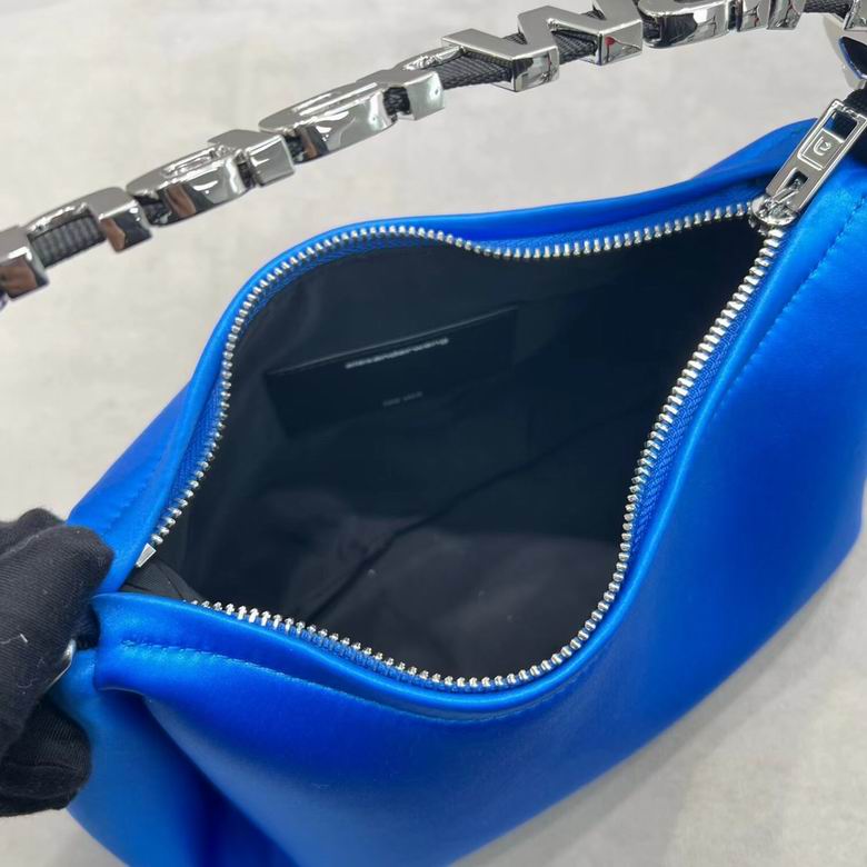 AXWG-Bag - Strap Story - 008