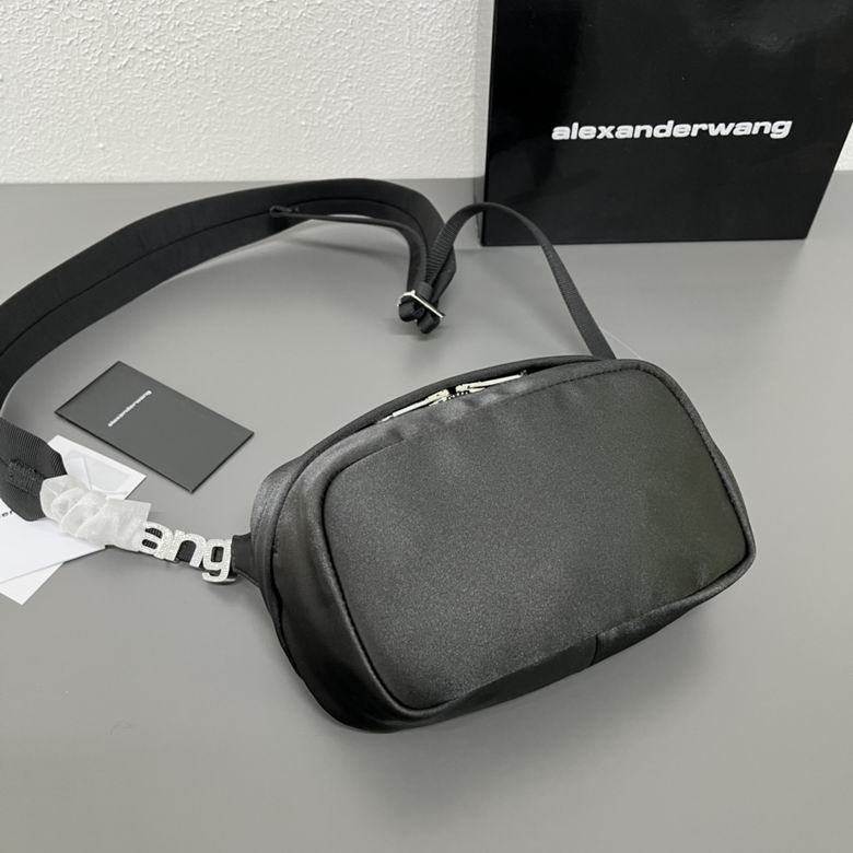 AXWG-Bag - Strap Story - 009