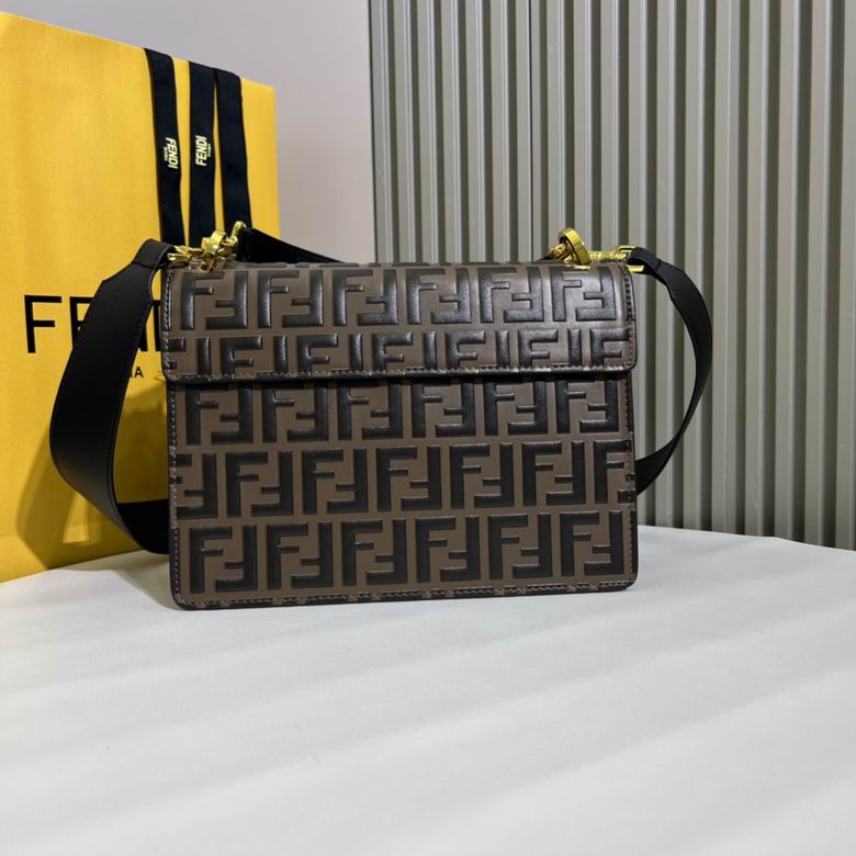 FDNI-Bags - Strap Story - 087