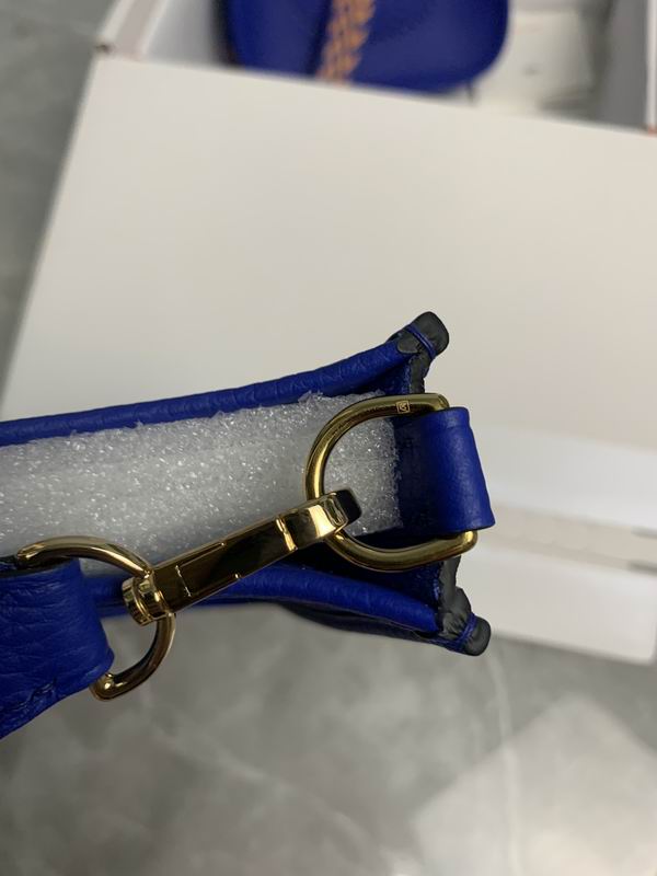 HMSM-Bags - Strap Story - 083