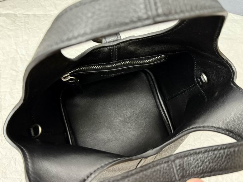 BLGA-Bags - Strap Story - 673