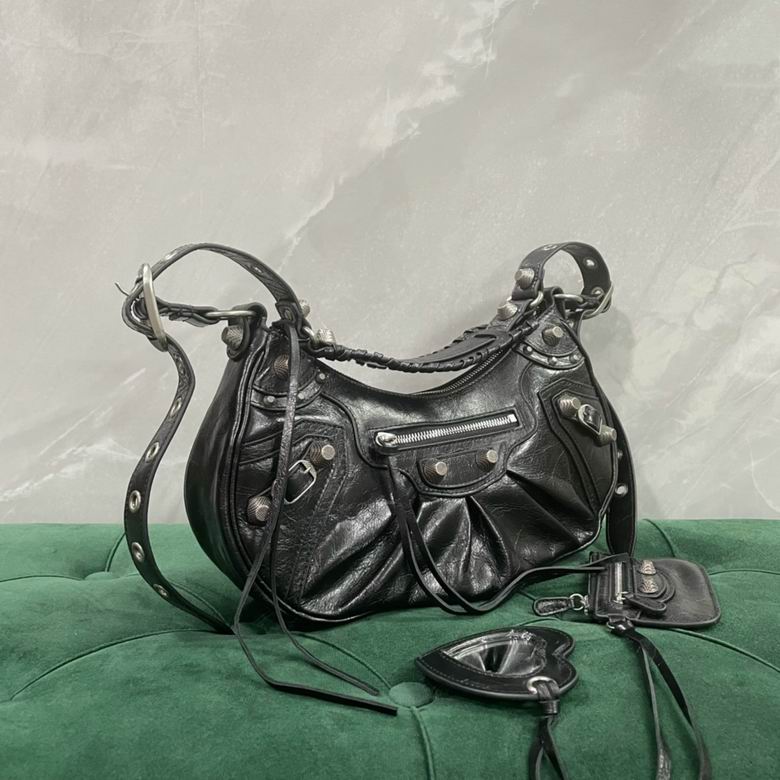 BLGA-Bags - Strap Story - 640