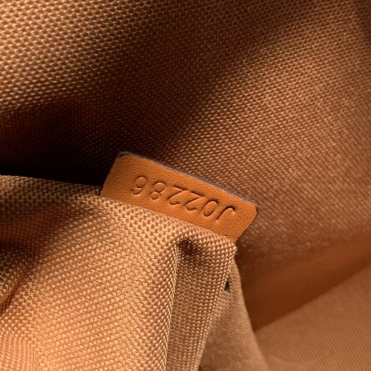 CLNE-Bags - Strap Story - 535