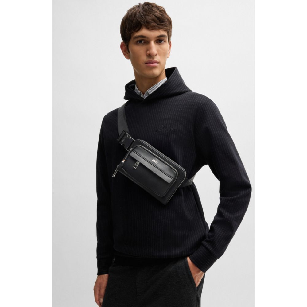 StrapStory - Fanny Pack 045