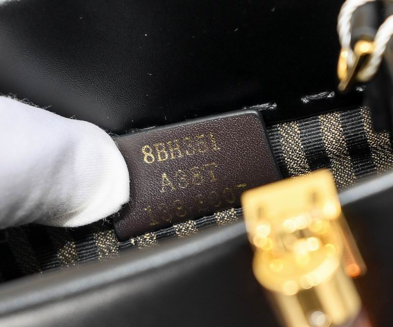 FDNI-Bags - Strap Story - 488
