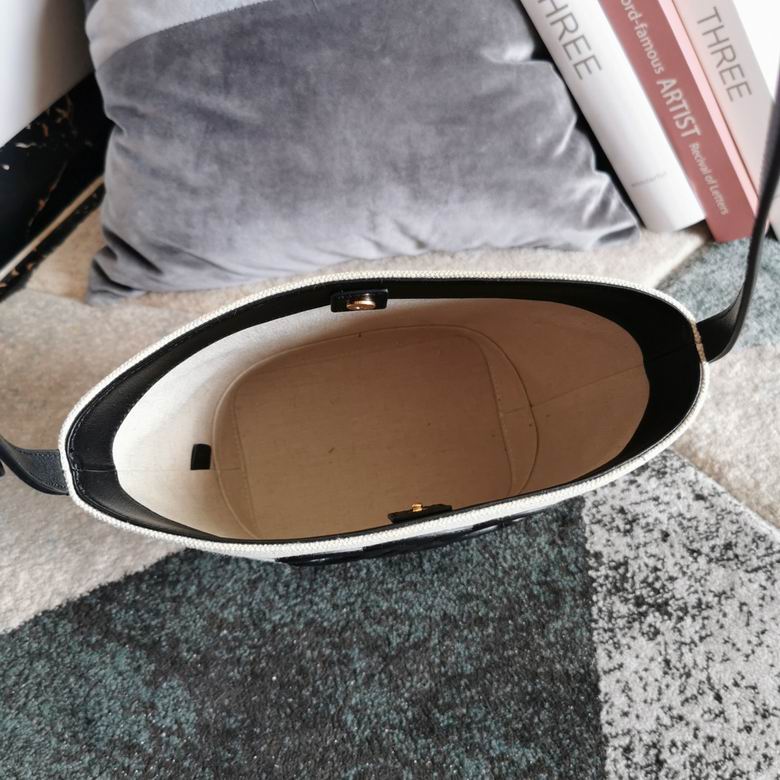 CLNE-Bags - Strap Story - 141