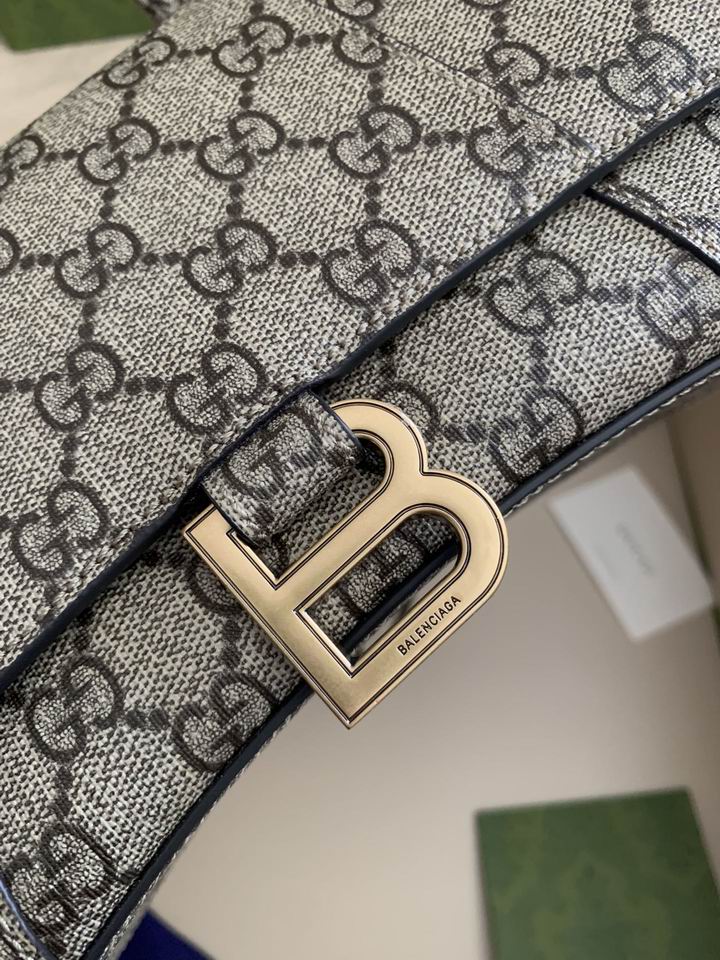BLGA-Bags - Strap Story - 556