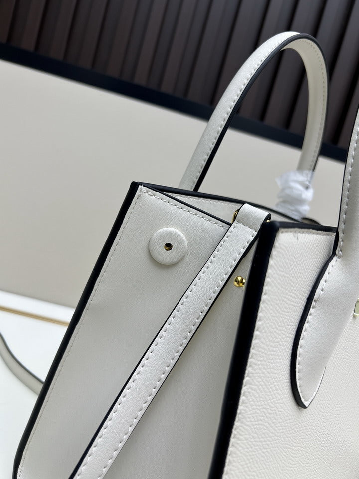 PRD-Bags - Strap Story - 1908