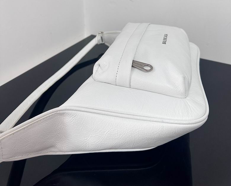 BLGA-Bags - Strap Story - 095
