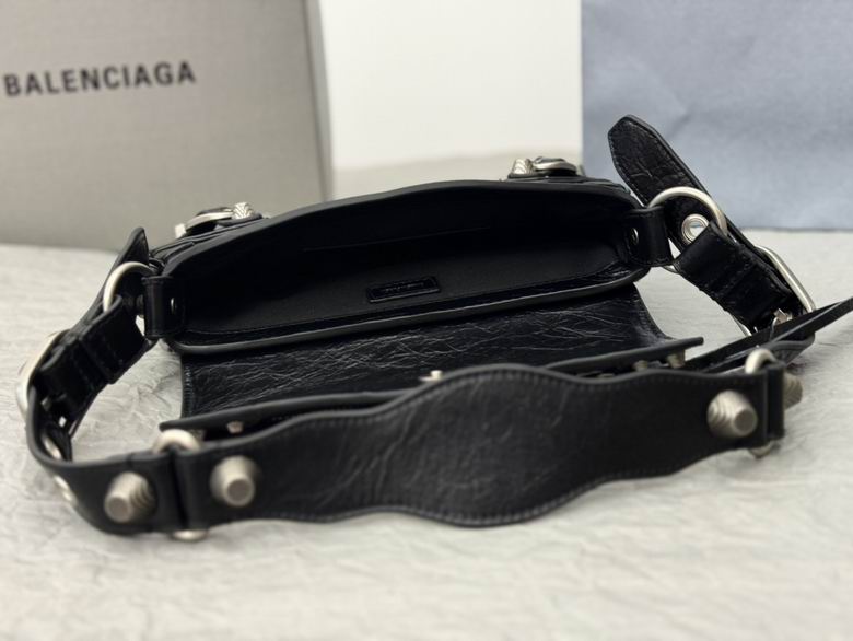 BLGA-Bags - Strap Story - 373