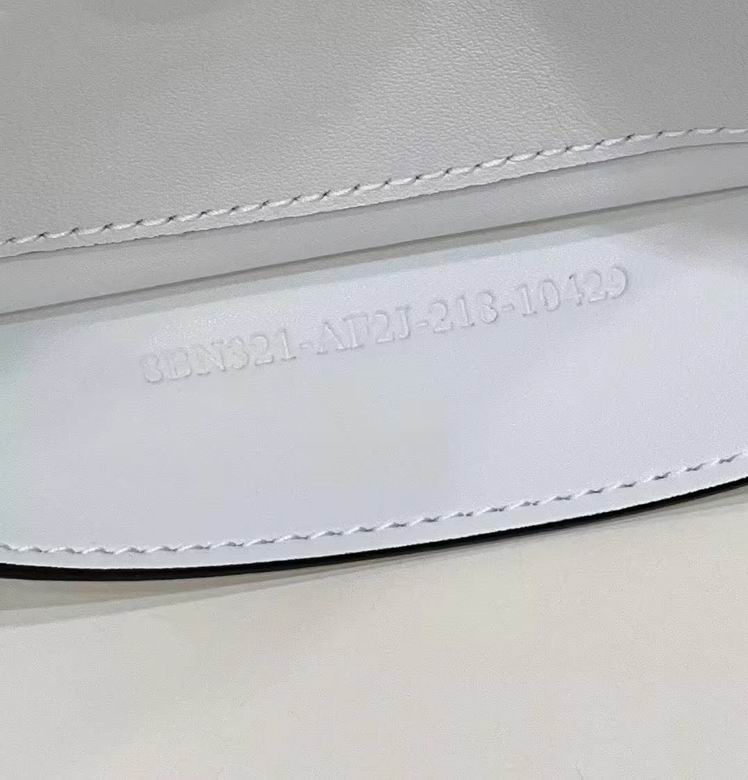 FDNI-Bags - Strap Story - 189
