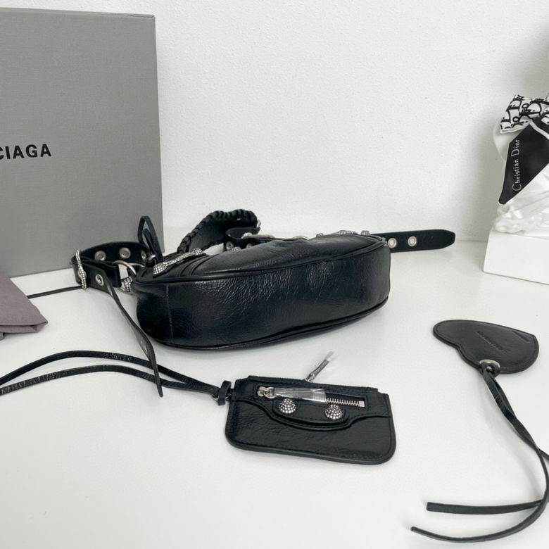 BLGA-Bags - Strap Story - 355