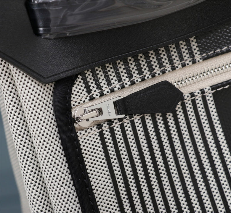HMSM-Bags - Strap Story - 055