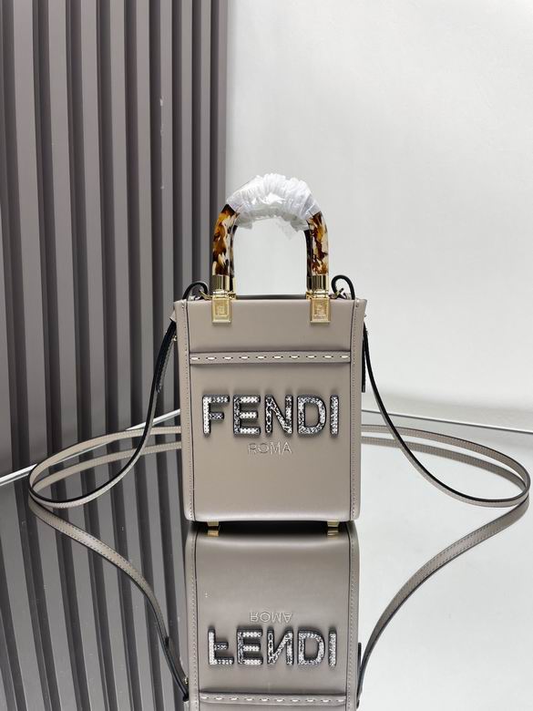 FDNI-Bags - Strap Story - 095