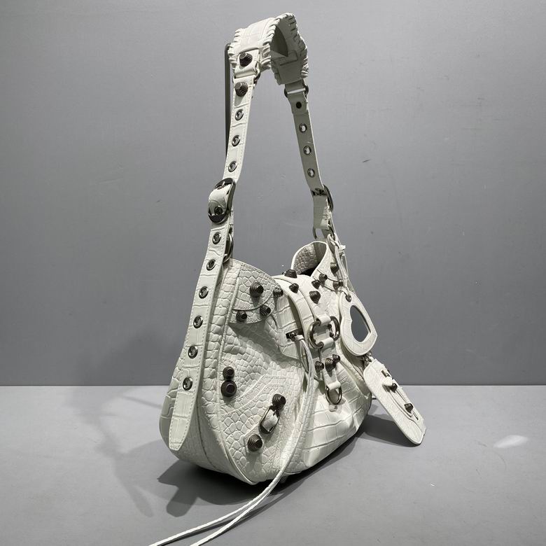 BLGA-Bags - Strap Story - 101