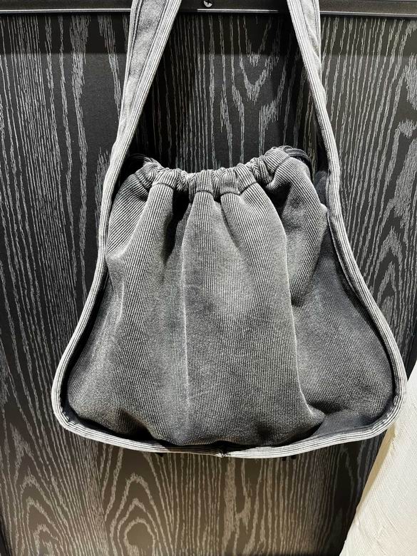 AXWG-Bag - Strap Story - 001