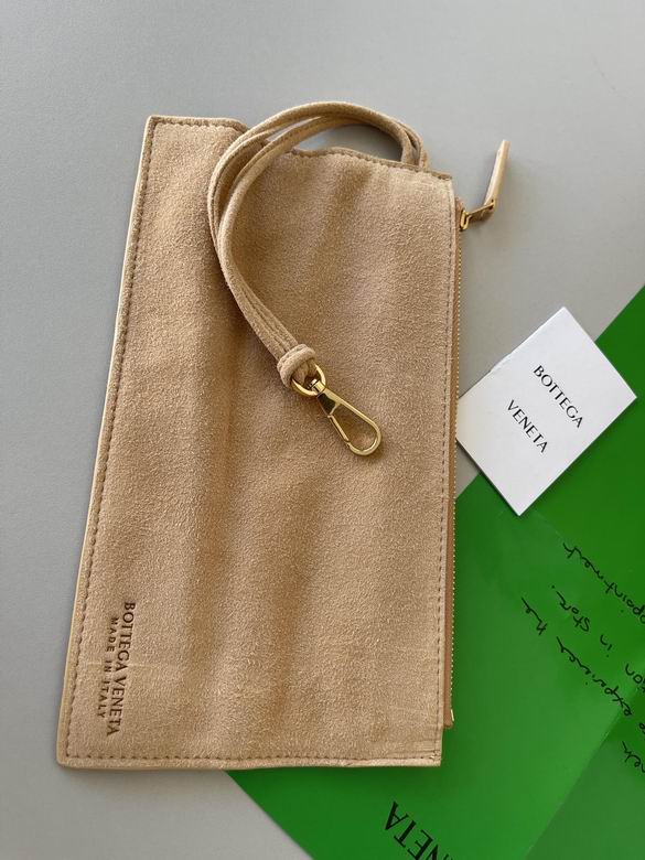 BTVA-Bags - Strap Story - 093