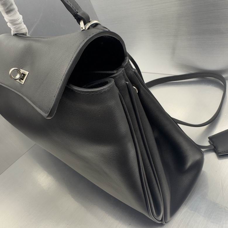 BLGA-Bags - Strap Story - 001