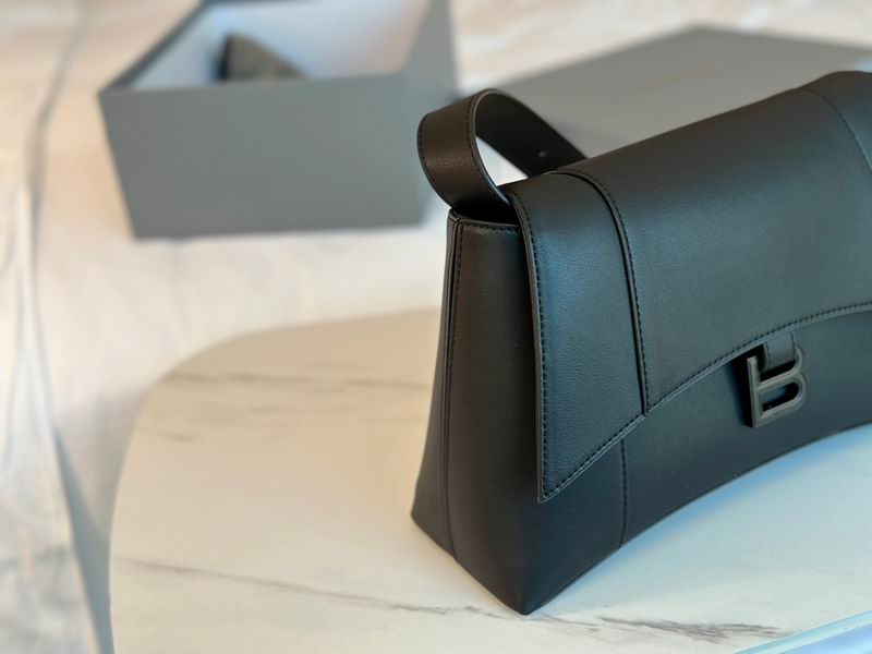 BLGA-Bags - Strap Story - 558
