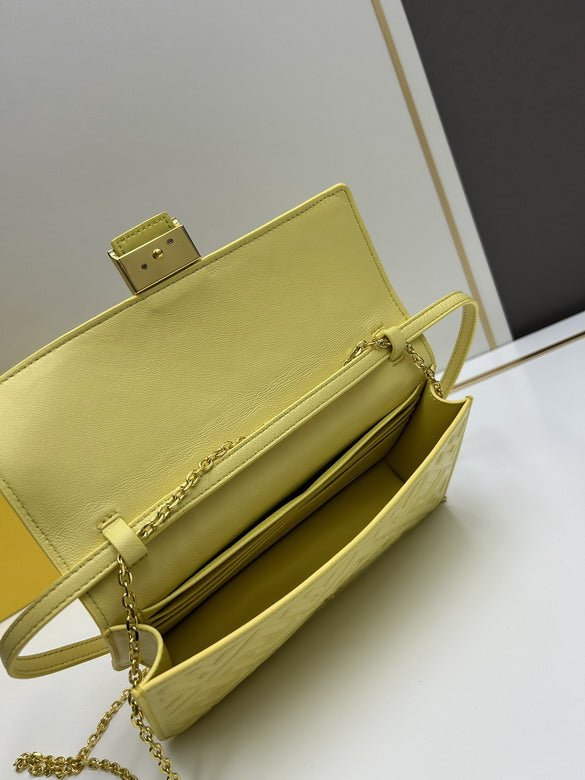 FDNI-Bags - Strap Story - 056