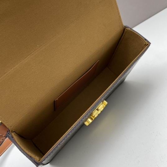CLNE-Bags - Strap Story - 780