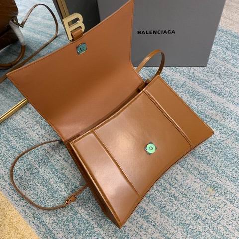 BLGA-Bags - Strap Story - 131