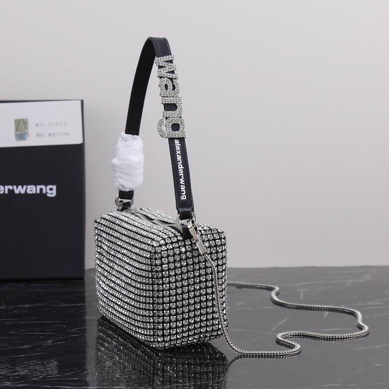 AXWG-Bag - Strap Story - 003