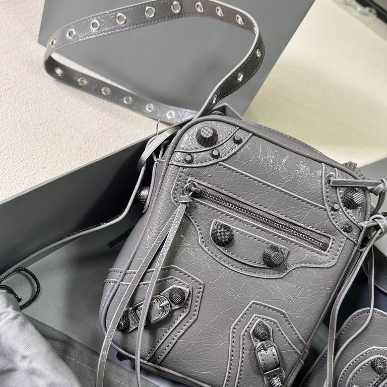 BLGA-Bags - Strap Story - 350