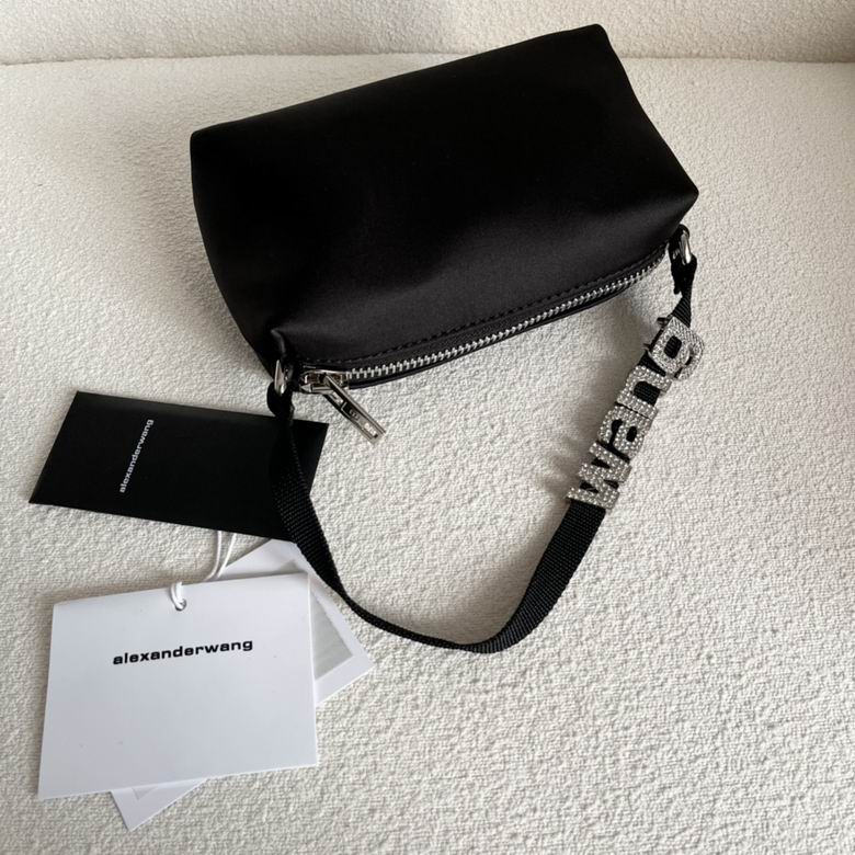 AXWG-Bag - Strap Story - 013