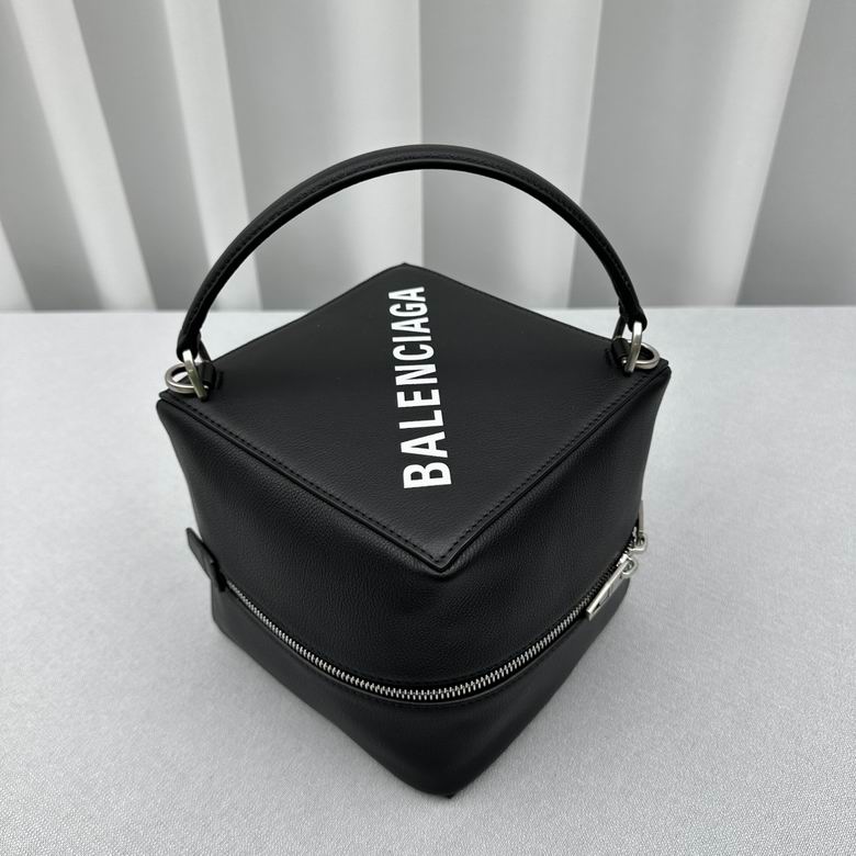 BLGA-Bags - Strap Story - 203